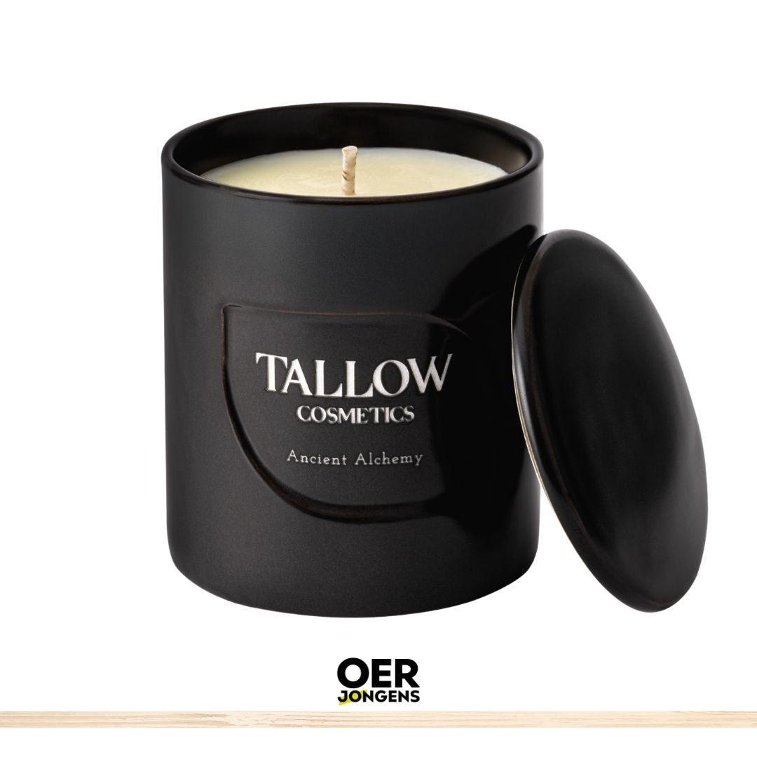 Stoere natuurlijke geurkaars van kokoswas & tallow. Handgemaakt in keramiek. Nootmuskaat, tonkaboon, vanille & kruidnagel. Brandduur 50 uur. By Tallow