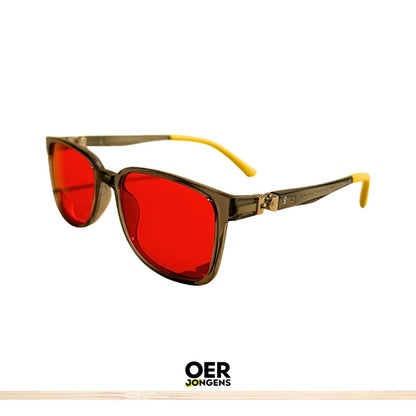 Bescherm de ogen van je kind tegen blauw licht met de Oerjongens Blue Blocker Kids bril. Verkrijgbaar in oranje en rode lenzen voor optimale bescherming. Bestel nu!
